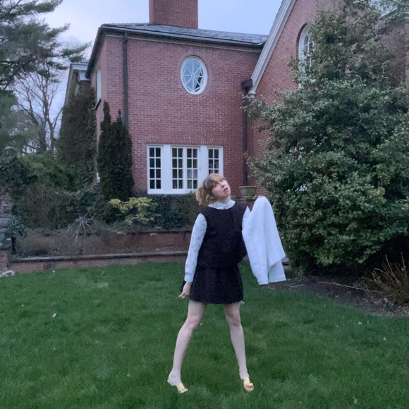 Meet your Posher, Catherine - Picture 2 of 3